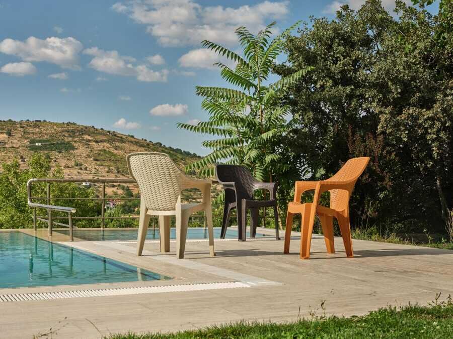 Heniver Babel Rattan Görünümlü Plastik Bahçe ve Balkon Sandalyesi